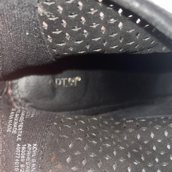 Women’s Apt. 9 Black Perforated High Heel Ankle Booties Boots; size 9.5 - Picture 7 of 10